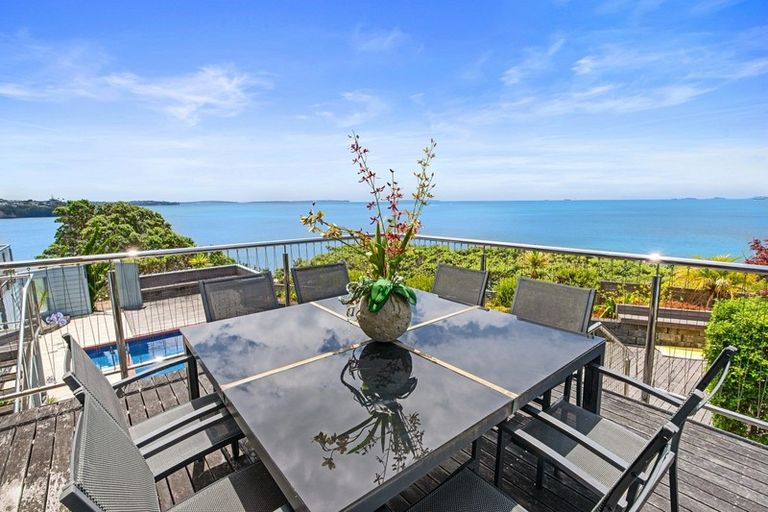 Photo of property in 2/51 View Road, Mairangi Bay, Auckland, 0630