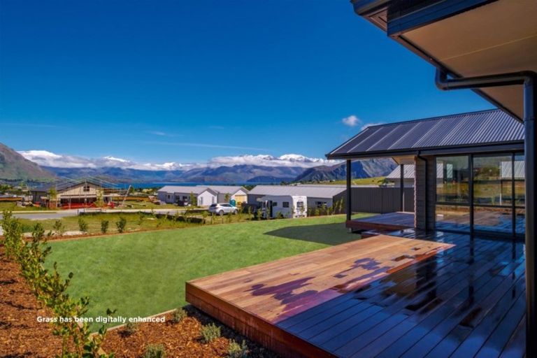 Photo of property in 10 The Heights Avenue, Wanaka, 9305