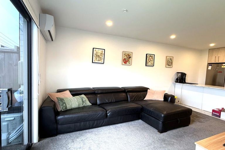 Photo of property in 12/170 Don Buck Road, Massey, Auckland, 0614