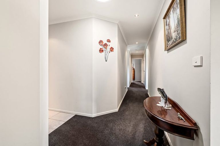 Photo of property in 2 Joll Street, Waitara, 4383