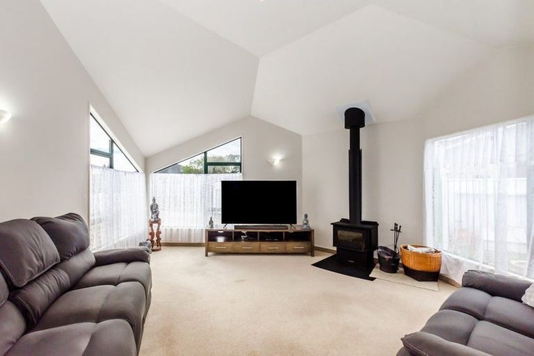 Photo of property in 54 Cedar Drive, Paraparaumu Beach, Paraparaumu, 5032