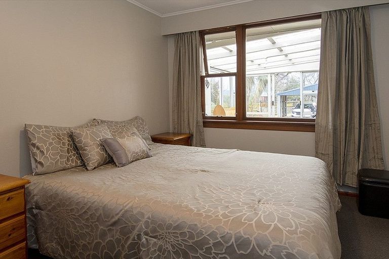 Photo of property in 27 Roseness Street, Palmerston, 9430