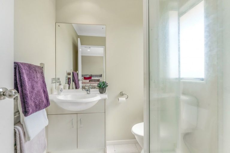 Photo of property in 20 Raphoe Road, Flat Bush, Auckland, 2019