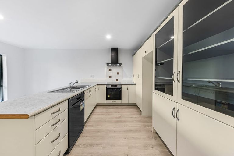 Photo of property in 92 Albany Highway, Greenhithe, Auckland, 0632