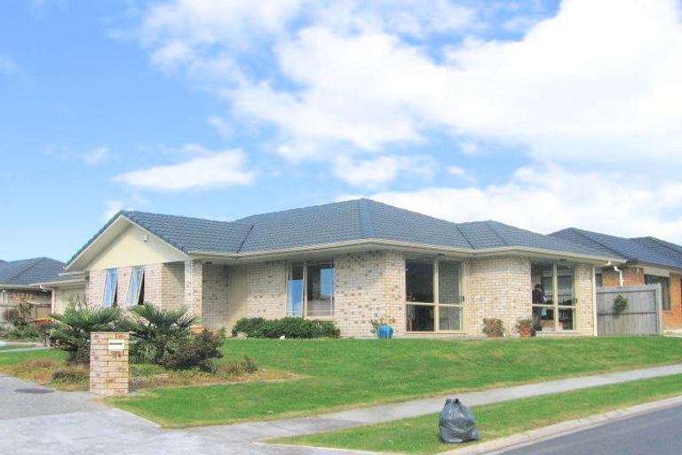 Photo of property in 34a Brookwood Drive, Henderson, Auckland, 0612