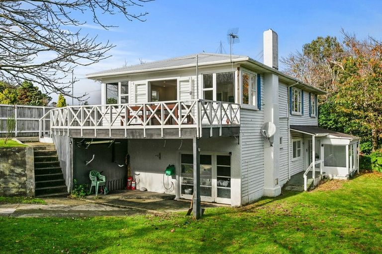 Photo of property in 77 Ngamotu Road, Spotswood, New Plymouth, 4310