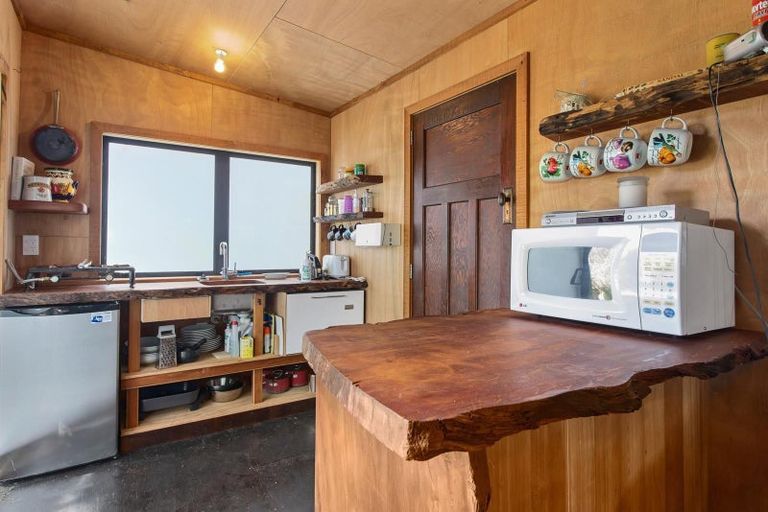 Photo of property in 408 Ohiwa Harbour Road, Waiotahi, Opotiki, 3198