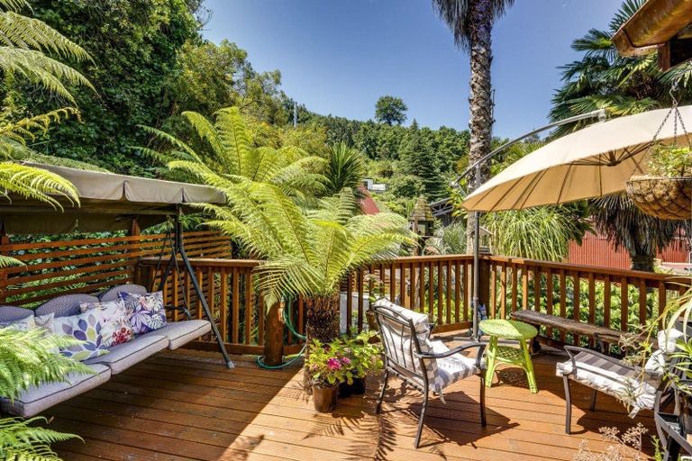 Photo of property in 32b Main Street, Hospital Hill, Napier, 4110