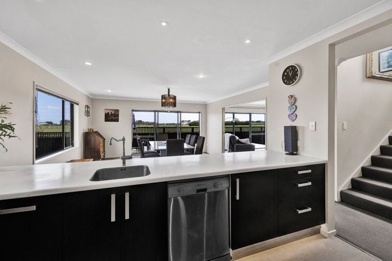 Photo of property in 17 Ponderosa Place, Opunake, 4616