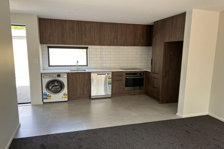 Photo of property in 5/135 Hills Road, Edgeware, Christchurch, 8013