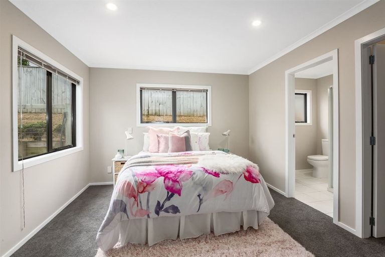 Photo of property in 3 Nelson Avenue, Aotea, Porirua, 5024