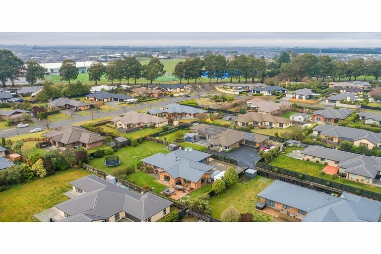 Photo of property in 14b Cameron Crescent, Rolleston, 7614