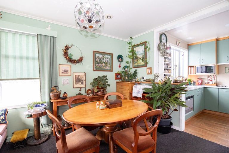 Photo of property in 22 Kaihere Road, Ngatea, 3503