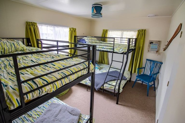 Photo of property in 18a Shortt Street, Foxton Beach, Foxton, 4815