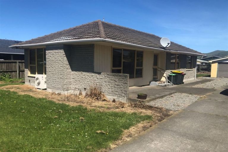 Photo of property in 27 Maces Road, Bromley, Christchurch, 8062