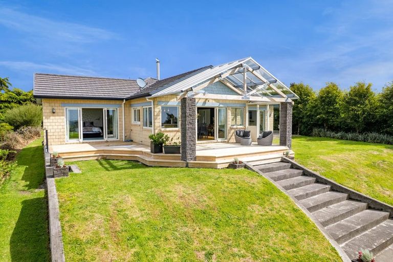 Photo of property in 40 Maunga Heights, Hurworth, New Plymouth, 4371