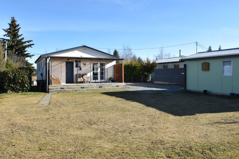 Photo of property in 9 Ruataniwha Road, Twizel, 7901