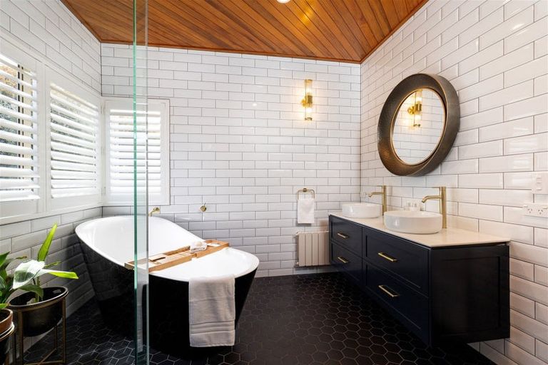 Photo of property in 63 Motueka Quay, Motueka, 7120