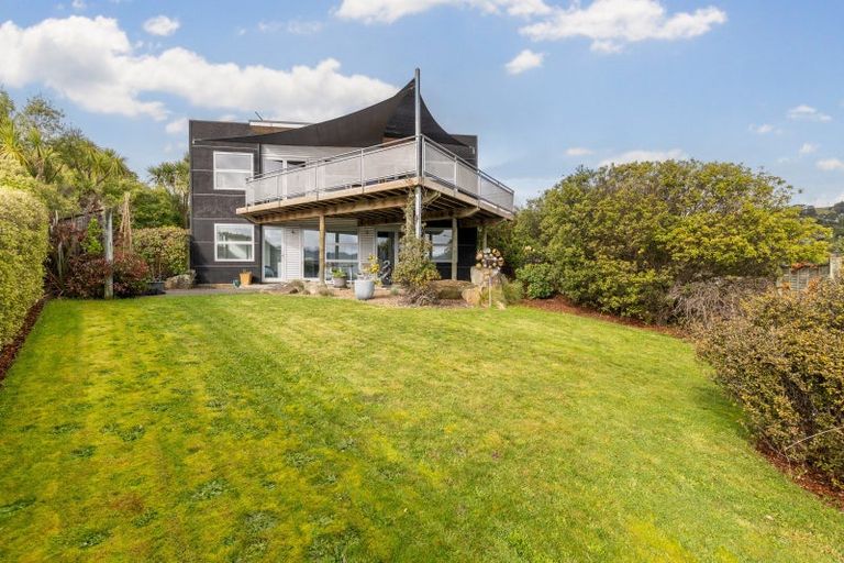 Photo of property in 5 Emerson Crescent, Diamond Harbour, Lyttelton, 8971