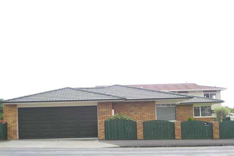Photo of property in 332a Devon Street West, New Plymouth, 4310