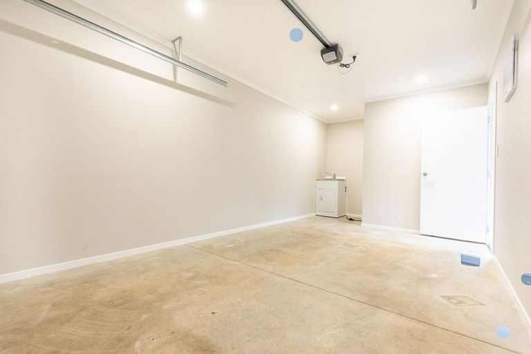 Photo of property in 27b Southsea Crescent, Silverdale, Hamilton, 3216