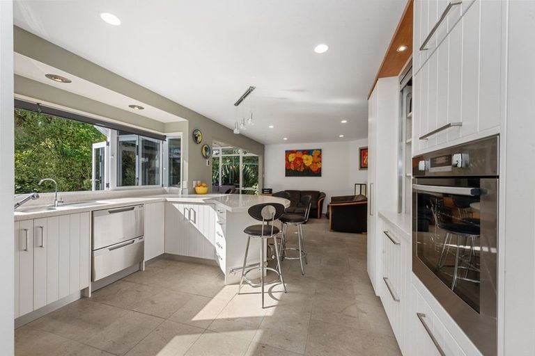 Photo of property in 17 Longwood Place, Harrowfield, Hamilton, 3210