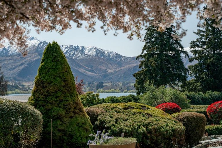 Photo of property in 714 Lake Hayes-arrow Junction Highway, Lake Hayes, Queenstown, 9371