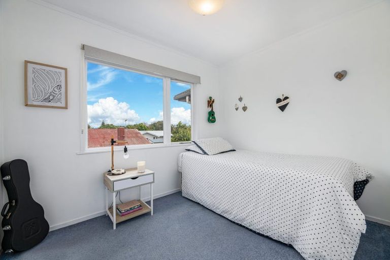 Photo of property in 16 Eastdale Road, Avondale, Auckland, 1026