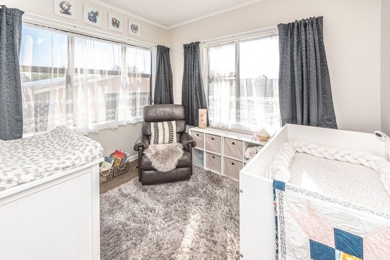 Photo of property in 13 Karaka Street, Castlecliff, Whanganui, 4501