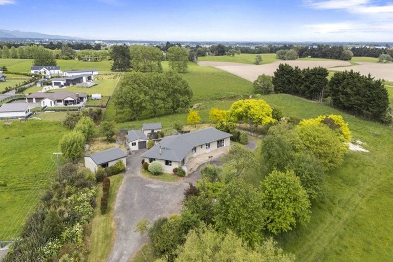 Photo of property in 197 Tutaki Road, Kelvin Grove, Palmerston North, 4470