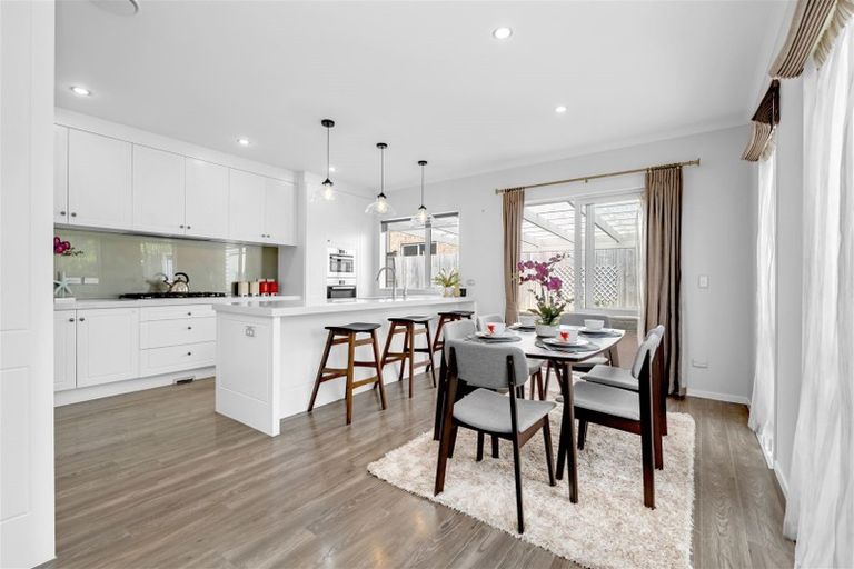 Photo of property in 20 Moville Drive, Flat Bush, Auckland, 2019