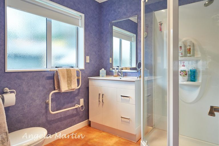 Photo of property in 4 Barnes Court, Roslyn, Palmerston North, 4414