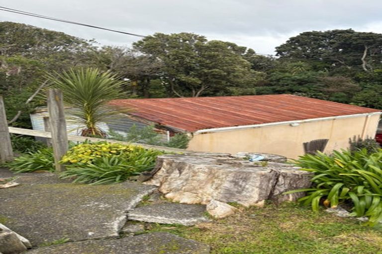 Photo of property in 26 Whanake Street, Titahi Bay, Porirua, 5022