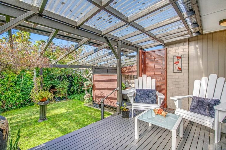 Photo of property in 5a Elizabeth Street, Orewa, 0931