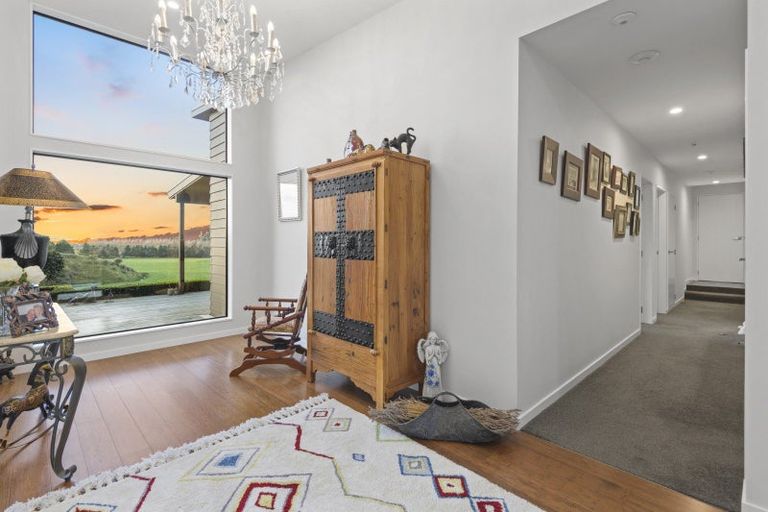 Photo of property in 42 Glade Park Lane, Shannon, Palmerston North, 4474