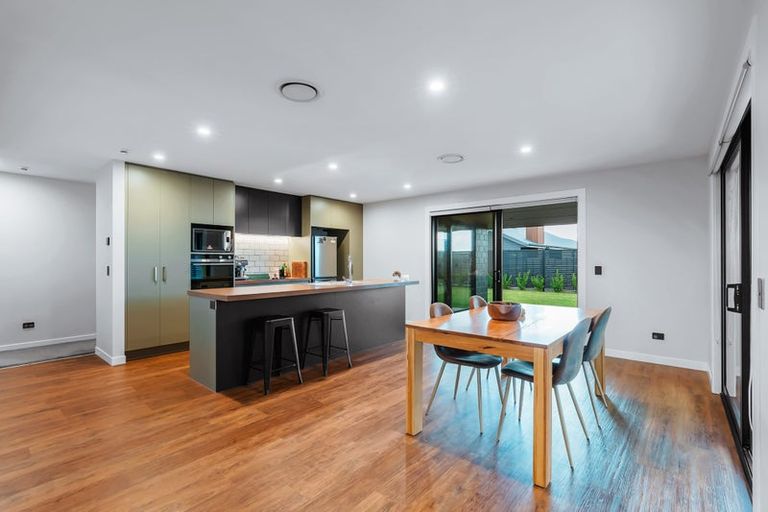 Photo of property in 18 Tai Road, Wharewaka, 3330