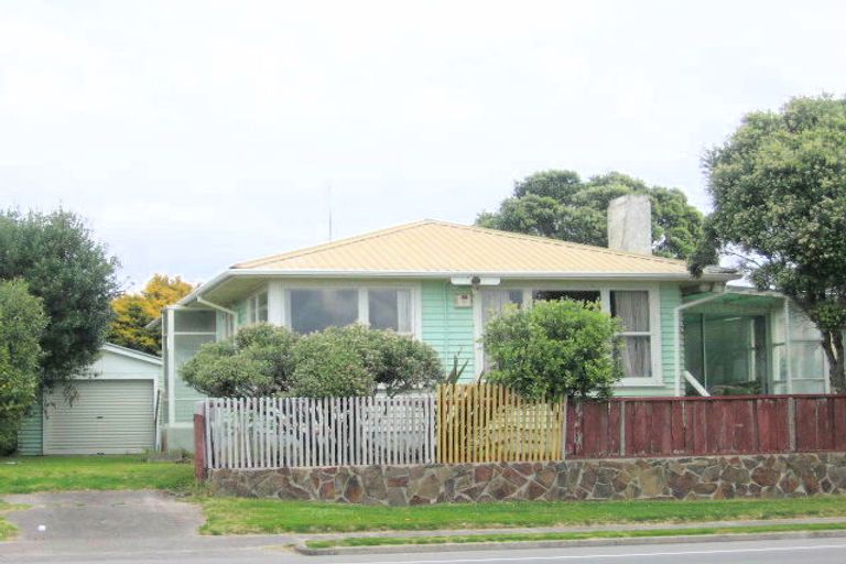 Photo of property in 201 Marine Parade, Mount Maunganui, 3116