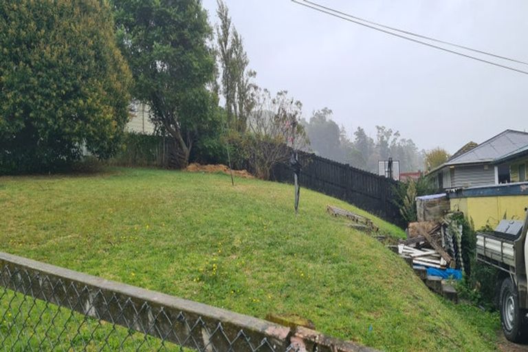 Photo of property in 61 Cambridge Terrace, Kaiti, Gisborne, 4010