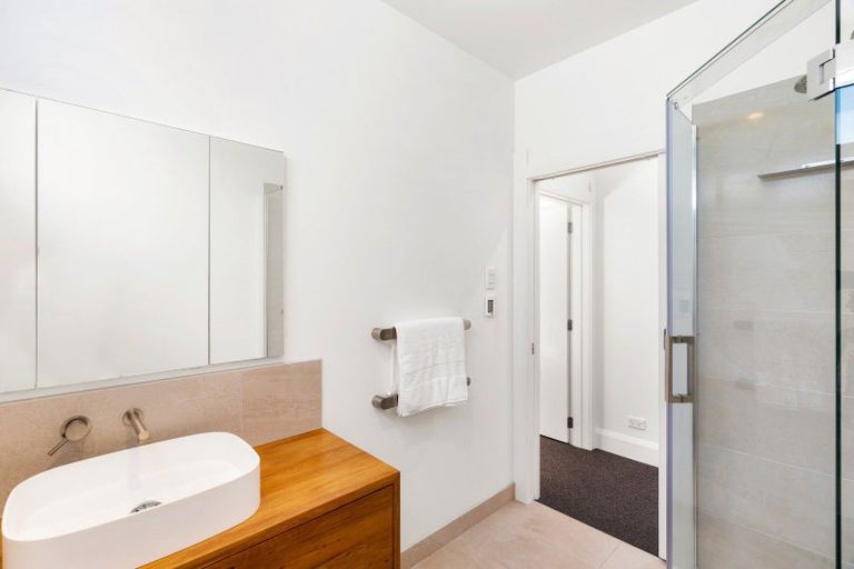 Photo of property in 23 Lighthouse Road, Bluff Hill, Napier, 4110