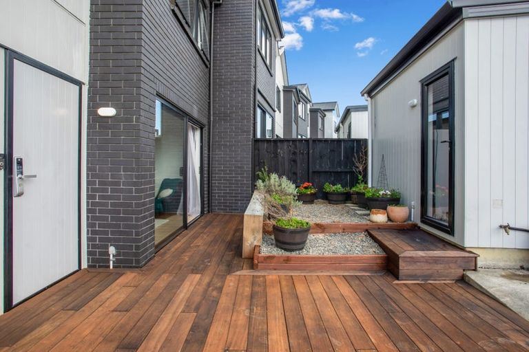 Photo of property in 7b Podgora Avenue, Kumeu, 0810