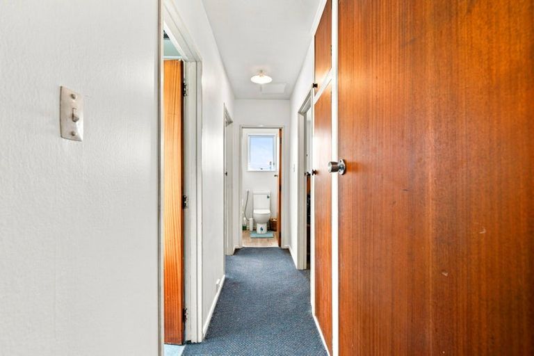 Photo of property in 4/93a Middlepark Road, Sockburn, Christchurch, 8042