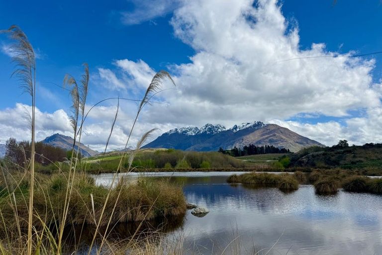 Photo of property in 22 Woolshed Road, Jacks Point, Queenstown, 9371