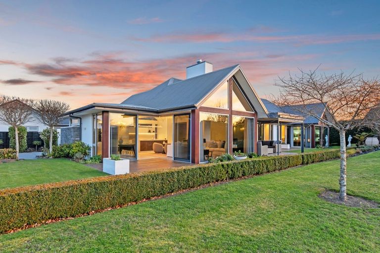 Photo of property in 53 Waterstock Way, Parklands, Christchurch, 8083