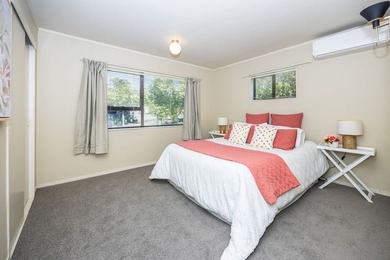 Photo of property in 2 Horoeka Court, Pukete, Hamilton, 3200