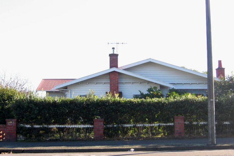 Photo of property in 110 Featherston Street, Takaro, Palmerston North, 4412