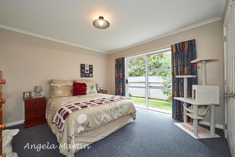 Photo of property in 4 Barnes Court, Roslyn, Palmerston North, 4414