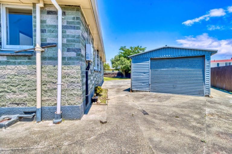 Photo of property in 26 Kelvin Road, Maraenui, Napier, 4110