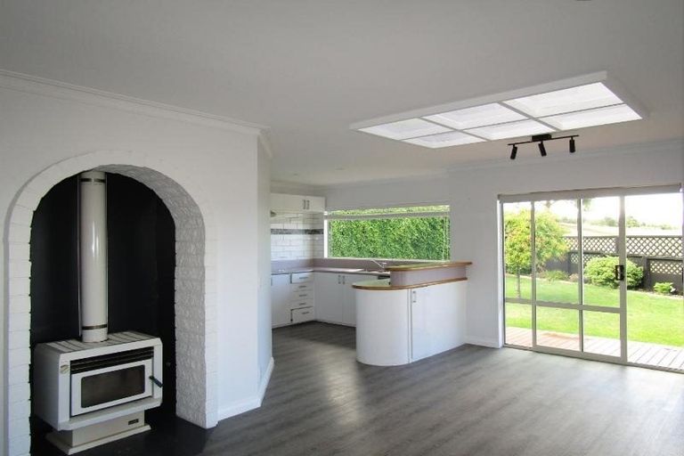 Photo of property in 2/3 Marshall Avenue, Richmond Heights, Taupo, 3330