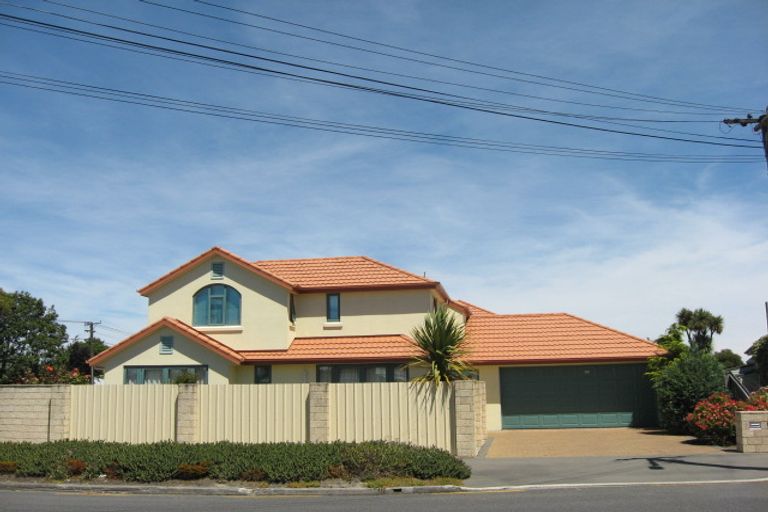 Photo of property in 266 Edgeware Road, Edgeware, Christchurch, 8013