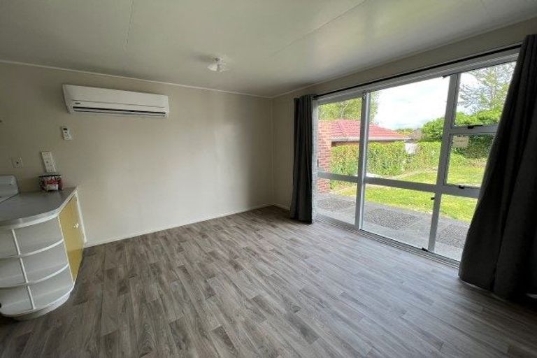 Photo of property in 5 Wayside Avenue, Burnside, Christchurch, 8053